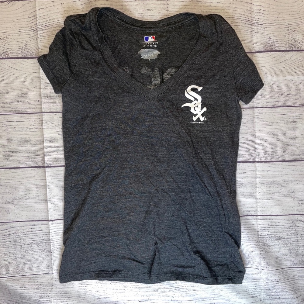 Women's White Sox Vneck